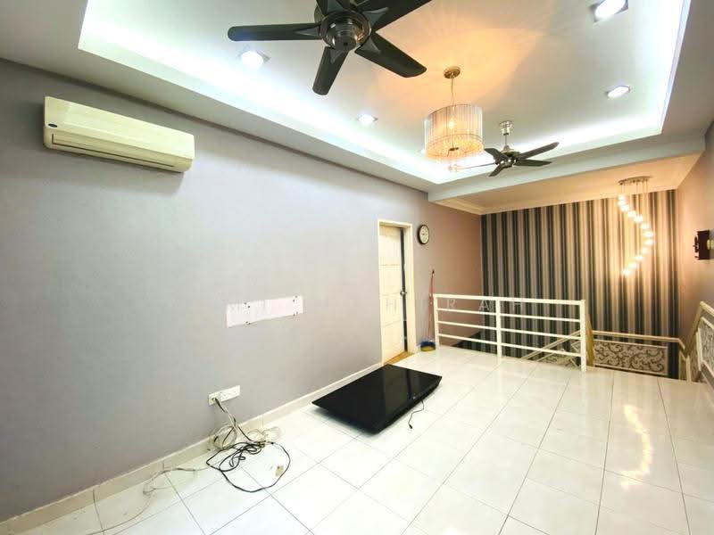 Rumah Berkembar untuk Dijual di Taman Jelok Impian (Kajang) - Aimi Mahirah - Interior - PropertyGuru.com.my
