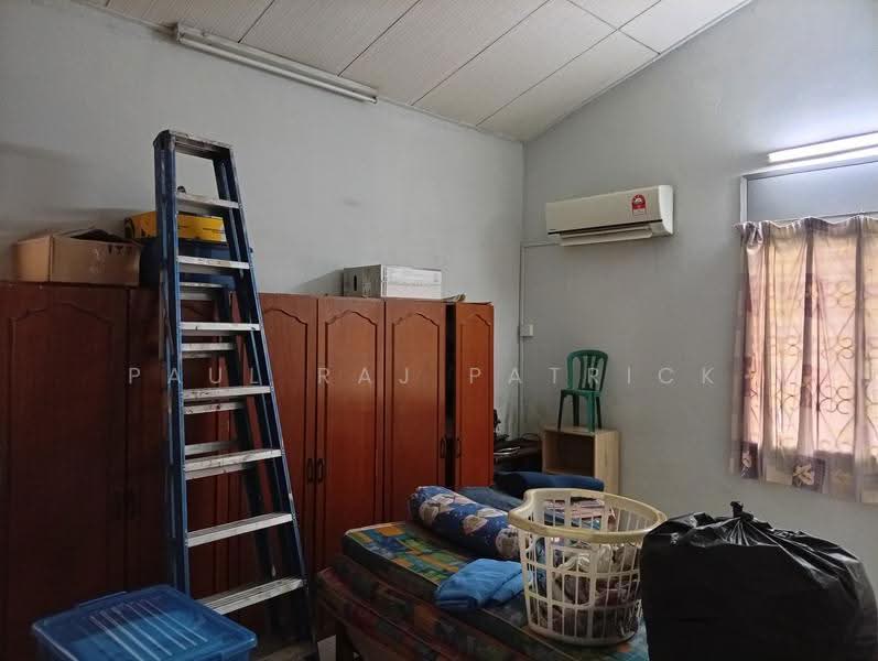 Rumah Banglo untuk Dijual di SS3 (Petaling Jaya) - Paul Raj Patrick - Bedroom - PropertyGuru.com.my