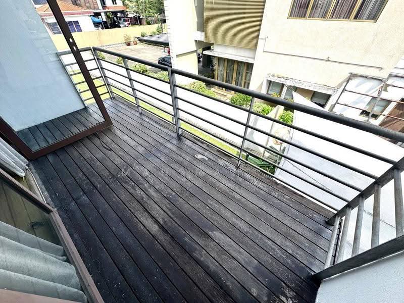 Bungalow House for Sale in Bandar Seri Putra (Bangi) - Mahirah . - Balcony - PropertyGuru.com.my