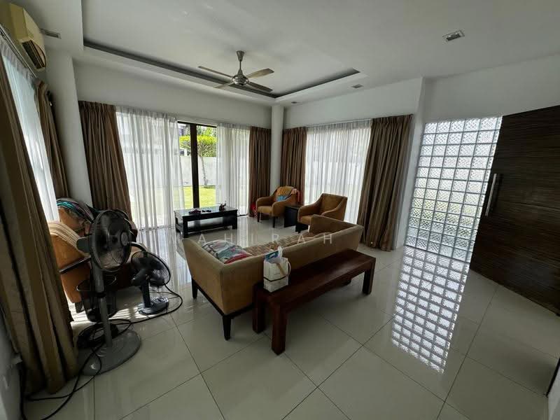 Bungalow House for Sale in Bandar Seri Putra (Bangi) - Mahirah . - Living Room - PropertyGuru.com.my