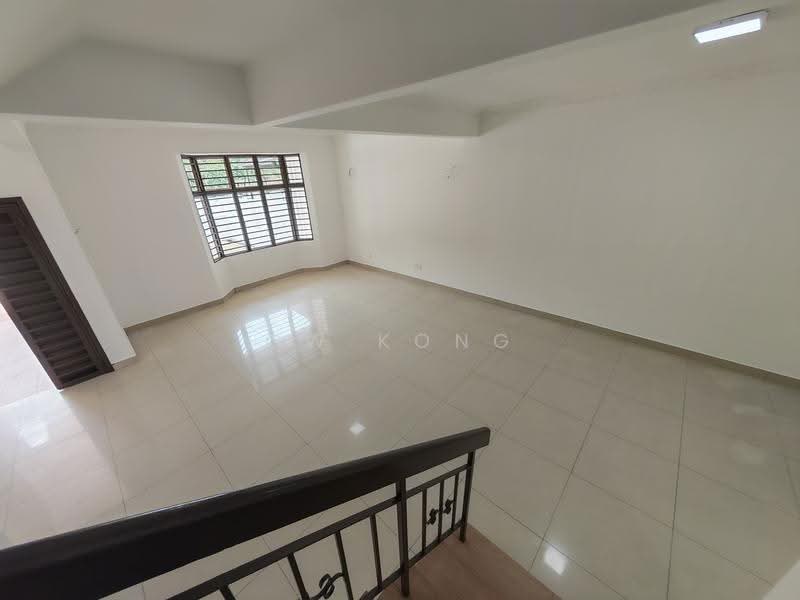 Rumah Teres 2-Tingkat untuk Dijual di TAMAN PUCHONG UTAMA (Puchong) - CW Kong - PropertyGuru.com.my