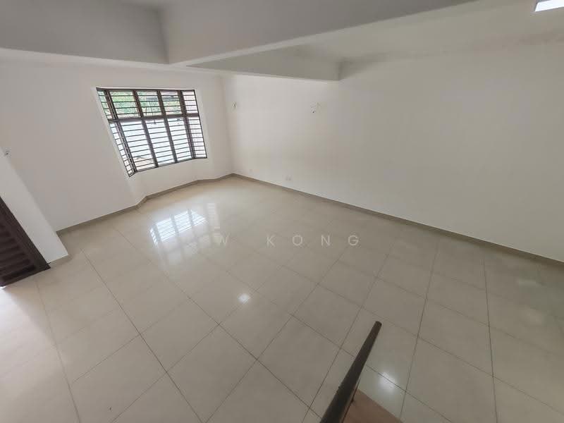 Rumah Teres 2-Tingkat untuk Dijual di TAMAN PUCHONG UTAMA (Puchong) - CW Kong - PropertyGuru.com.my