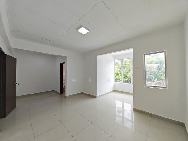 Rumah Teres 2-Tingkat untuk Dijual di TAMAN PUCHONG UTAMA (Puchong) - CW Kong - PropertyGuru.com.my