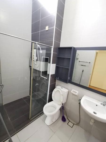 Cluster House for Sale in Taman Kempas Indah (Tebrau) - Japheth Koh - Bathroom - PropertyGuru.com.my