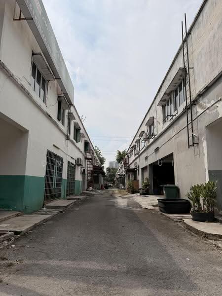 Shop / Office for Sale in Kajang (Selangor) - Ong Jia Hui - Exterior - PropertyGuru.com.my