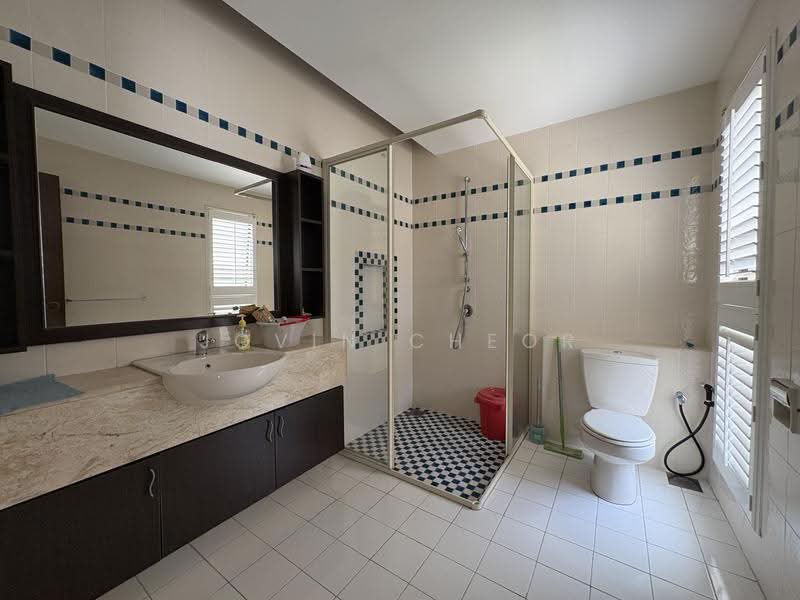 Bungalow House for Sale in Bukit Gita Bayu (Seri Kembangan) - Jovin Cheor - PropertyGuru.com.my