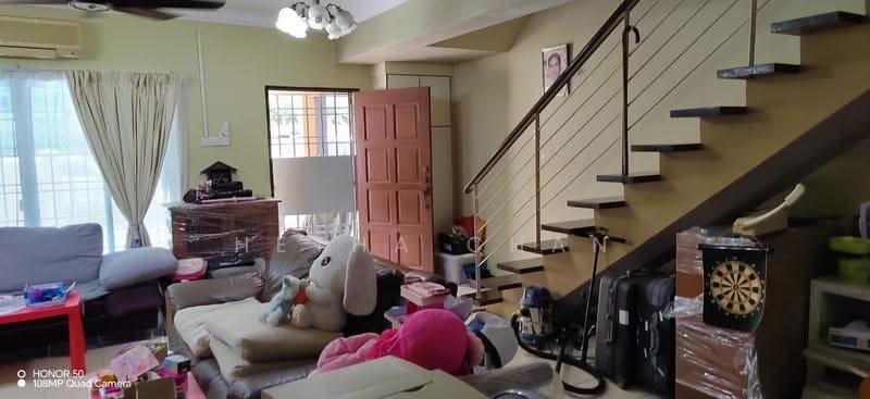 3-storey Terraced House for Sale in Taman Bukit Segar Jaya 1 (Cheras) - Hetha Chan - Living Room - PropertyGuru.com.my