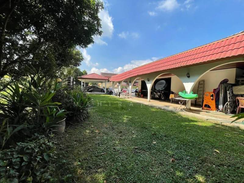 Rumah Banglo untuk Dijual di Bandar Baru Bangi (Selangor) - Mahirah . - Exterior - PropertyGuru.com.my