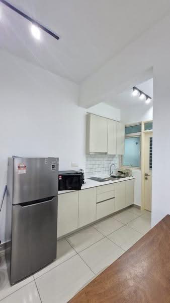 Kediaman Servis untuk Disewa di East Parc @ Manjalara - Eva Yap - Kitchen - PropertyGuru.com.my