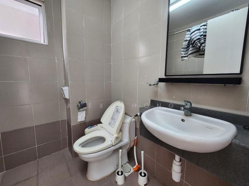 Kediaman Servis untuk Dijual di Waldorf Tower - Alex Chong - PropertyGuru.com.my