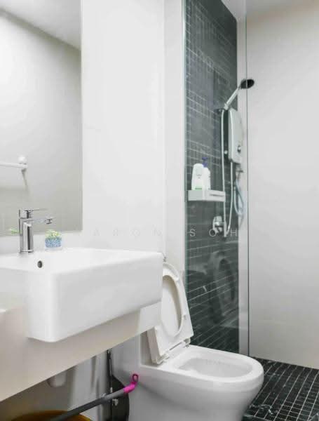 Condominium for Sale at The Maxxon - Aaron Soh - Bathroom - PropertyGuru.com.my