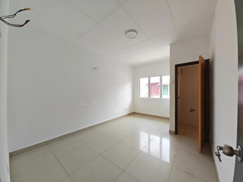 2-storey Terraced House for Sale in TAMAN PUCHONG UTAMA (Puchong) - CW Kong - PropertyGuru.com.my