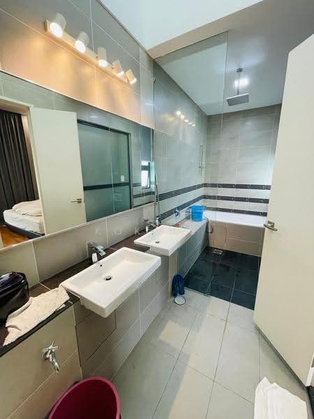 Semi-Detached House for Sale in Eco Botanic (Iskandar Puteri (Nusajaya)) - Kok Hui - Bathroom - PropertyGuru.com.my