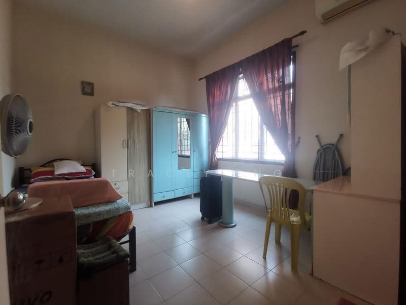 Semi-Detached House for Sale in Taman Nusa Idaman (Iskandar Puteri (Nusajaya)) - Tracey Eng - Guest Room / Office Room - PropertyGuru.com.my