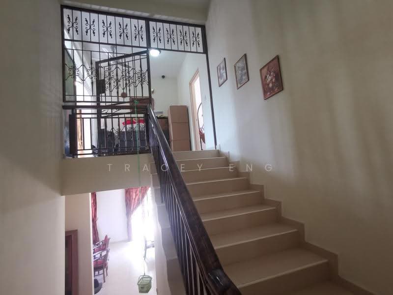 Semi-Detached House for Sale in Taman Nusa Idaman (Iskandar Puteri (Nusajaya)) - Tracey Eng - Staircase - PropertyGuru.com.my