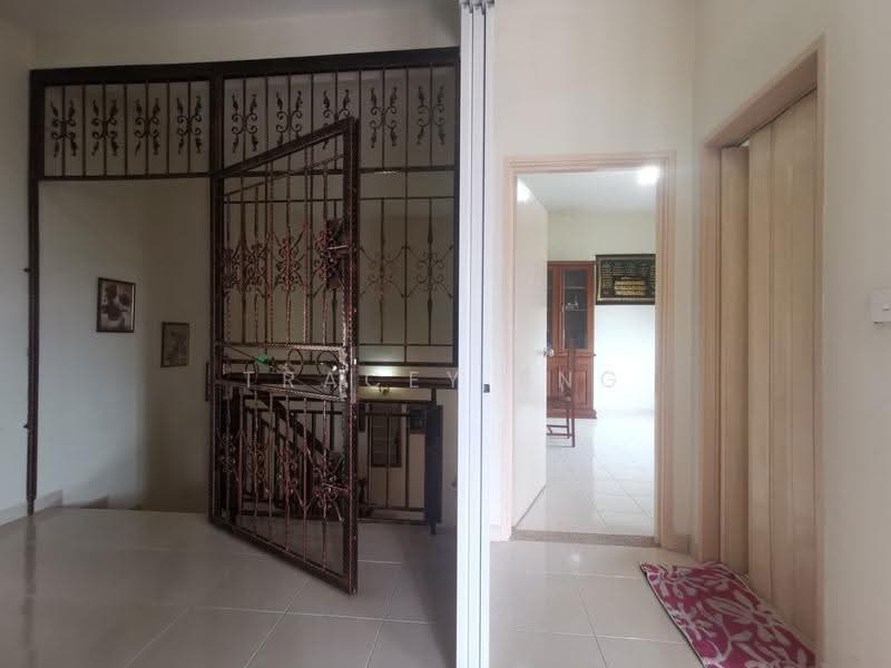 Semi-Detached House for Sale in Taman Nusa Idaman (Iskandar Puteri (Nusajaya)) - Tracey Eng - Family Hall - PropertyGuru.com.my