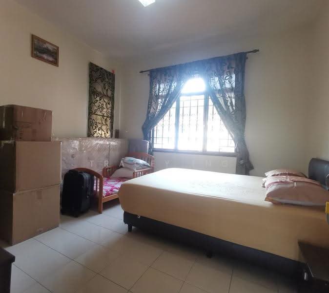 Semi-Detached House for Sale in Taman Nusa Idaman (Iskandar Puteri (Nusajaya)) - Tracey Eng - 2nd Bedroom - PropertyGuru.com.my