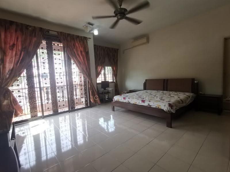 Semi-Detached House for Sale in Taman Nusa Idaman (Iskandar Puteri (Nusajaya)) - Tracey Eng - Master Bedroom - PropertyGuru.com.my