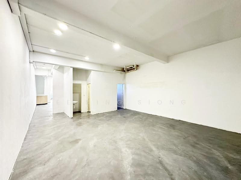 Shop for Rent in Sungai Buloh (Selangor) - Lee Sing Siong - Interior - PropertyGuru.com.my