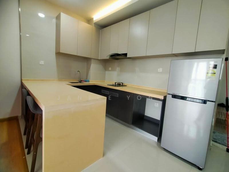 Condominium for Rent at Amberside @ Country Garden Danga Bay - Janice Yong - Kitchen - PropertyGuru.com.my