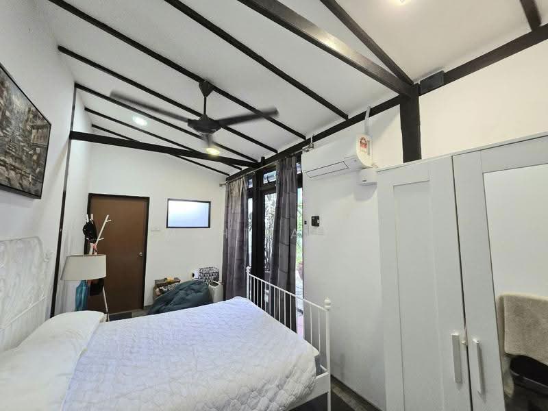 Semi-Detached House for Sale in Subang Bestari (Shah Alam) - Mahirah . - Bedroom - PropertyGuru.com.my