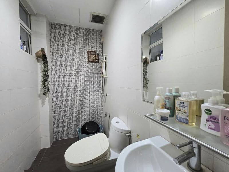 Semi-Detached House for Sale in Subang Bestari (Shah Alam) - Mahirah . - Bathroom - PropertyGuru.com.my