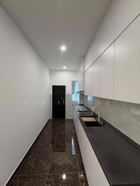 Rumah Kluster untuk Dijual di Taman Scientex Kulai (Sedenak) - Daniel Yong - Kitchen - PropertyGuru.com.my