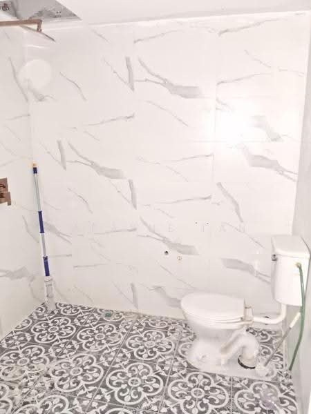 Shop / Office for Rent in Taman Chai Leng (Perai) - Larayne Tan - Bathroom - PropertyGuru.com.my
