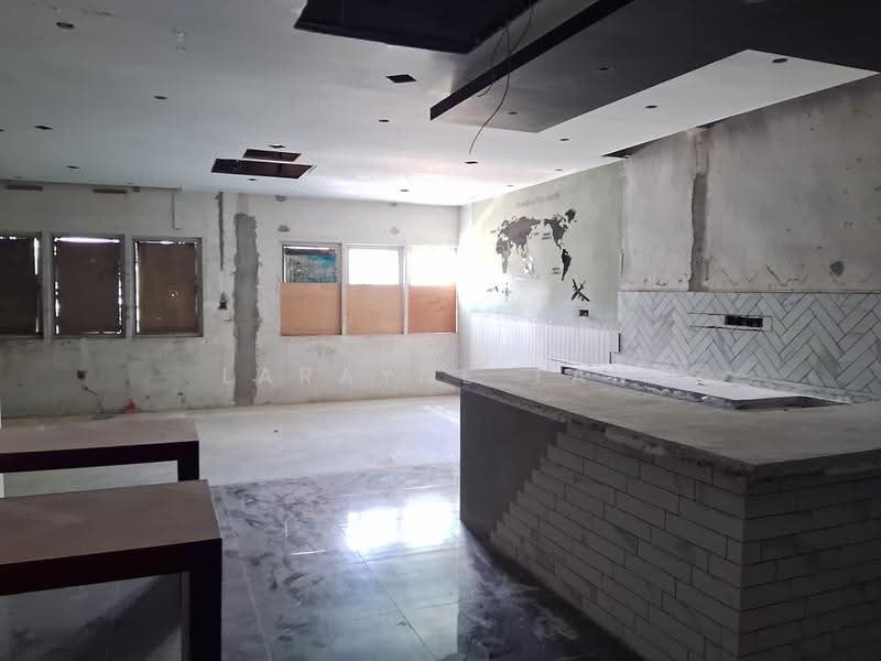Shop / Office for Rent in Taman Chai Leng (Perai) - Larayne Tan - Interior - PropertyGuru.com.my