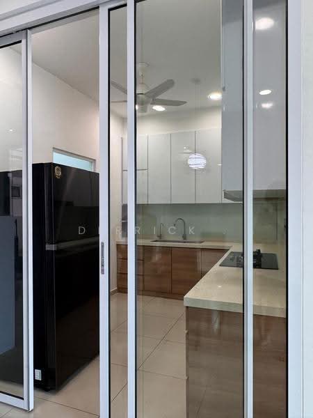 Kondominium untuk Disewa di Solaria Residences - Derrick . - Kitchen - PropertyGuru.com.my