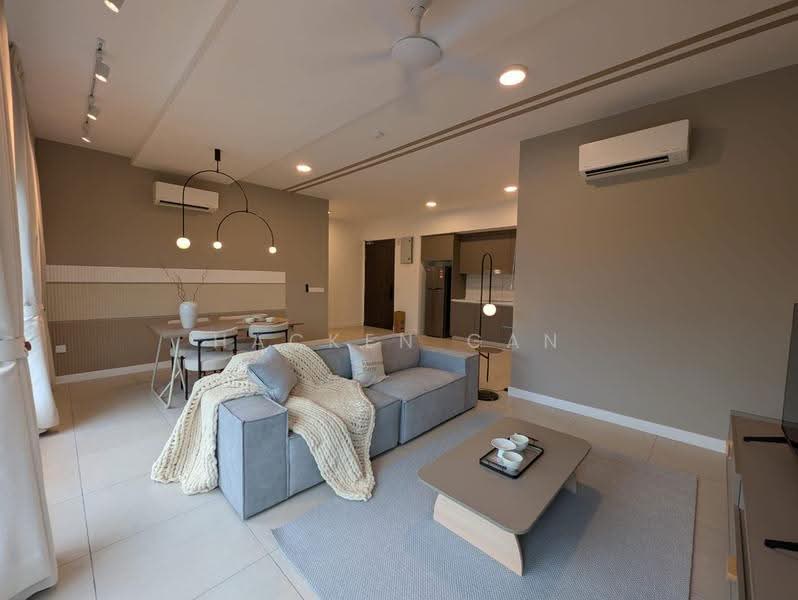 Kediaman Servis untuk Disewa di Maya Ara Residences - Hacken Gan - Living Room - PropertyGuru.com.my