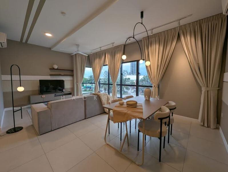 Kediaman Servis untuk Disewa di Maya Ara Residences - Hacken Gan - Living Room - PropertyGuru.com.my