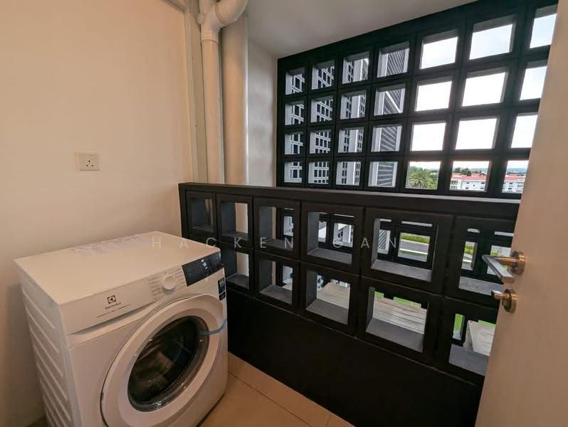 Kediaman Servis untuk Disewa di Maya Ara Residences - Hacken Gan - Balcony - PropertyGuru.com.my