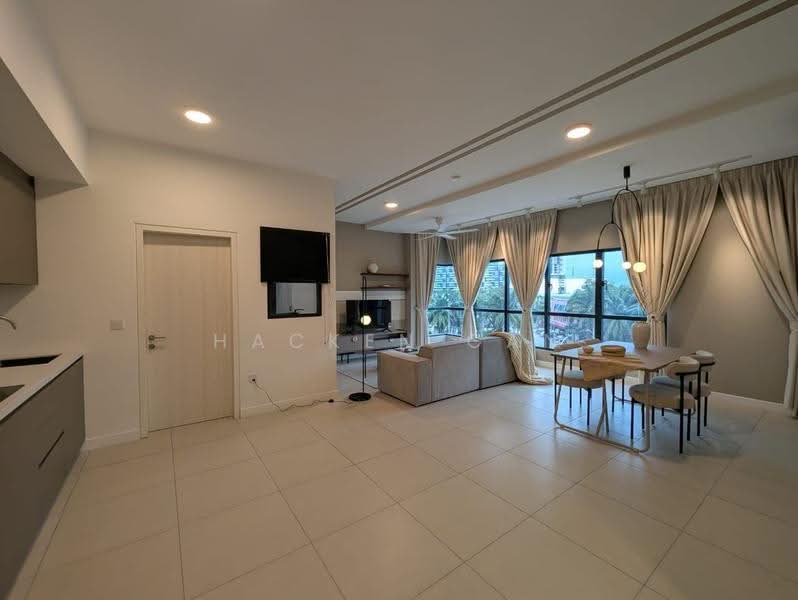 Kediaman Servis untuk Disewa di Maya Ara Residences - Hacken Gan - Living Room - PropertyGuru.com.my