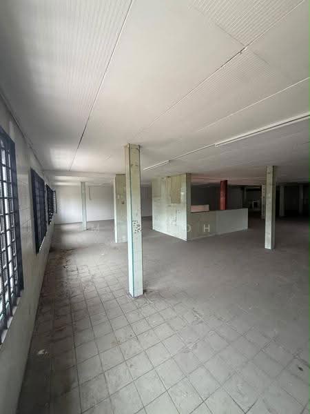 Shop for Rent in Taman Tiram Jaya (Ulu Tiram) - Max Loh - Interior - PropertyGuru.com.my