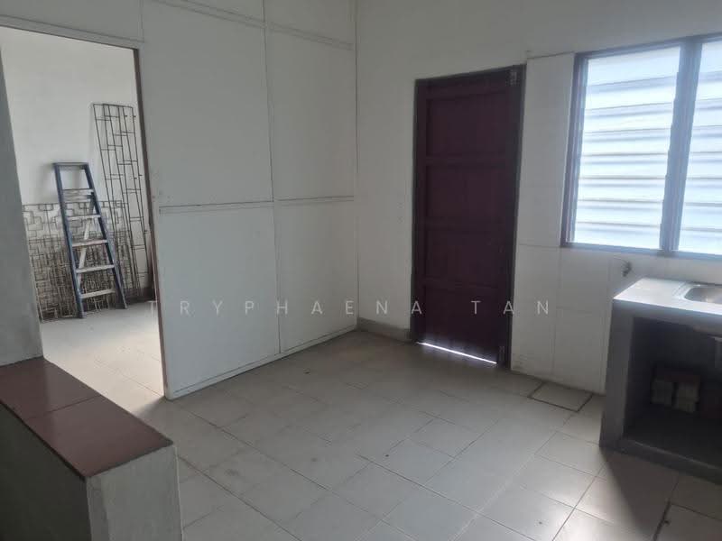 2-storey Terraced House for Sale in Taman Tasek (Johor Bahru) - Tryphaena Tan - Kitchen - PropertyGuru.com.my