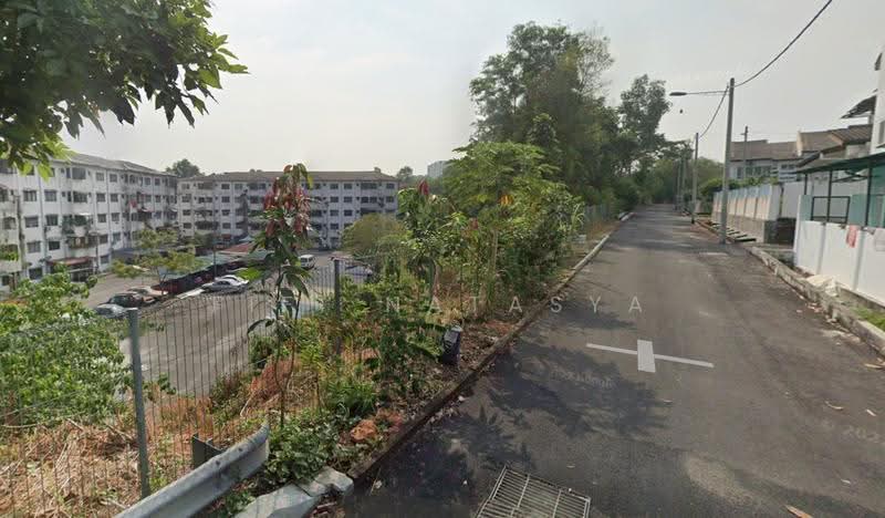 2-storey Terraced House for Sale in Semenyih (Selangor) - Fifi Natasya - Exterior - PropertyGuru.com.my