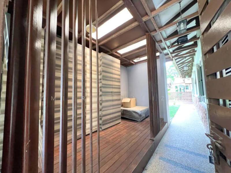 Bungalow House for Sale in Setia Eco Park (Setia Alam) - Amierul Hafizie - Entrance - PropertyGuru.com.my