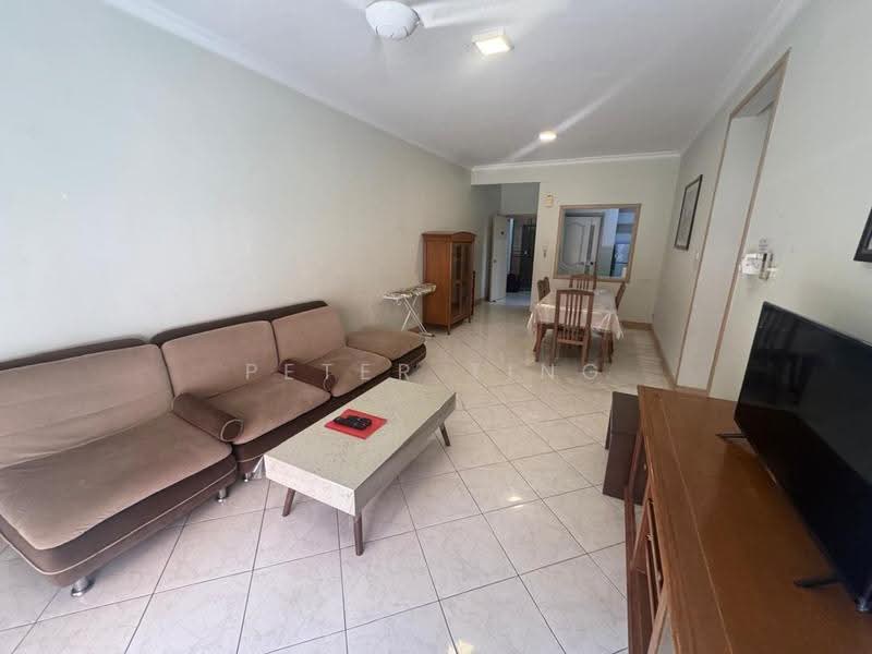 Kondominium untuk Dijual di Marina Court Resort Condominium - Peter Ting - Living Room - PropertyGuru.com.my