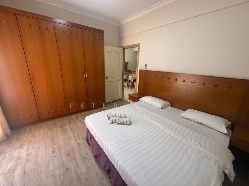 Kondominium untuk Dijual di Marina Court Resort Condominium - Peter Ting - Bedroom - PropertyGuru.com.my