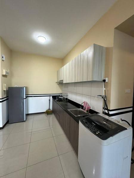 Service Residence for Rent at Molek Regency - Kenneth Tan - Kitchen - PropertyGuru.com.my