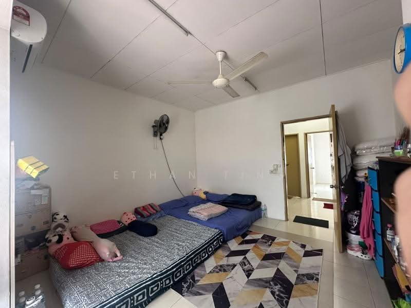 2-storey Terraced House for Sale in Setia Indah (Setia Alam) - Ethan Ting - Bedroom - PropertyGuru.com.my