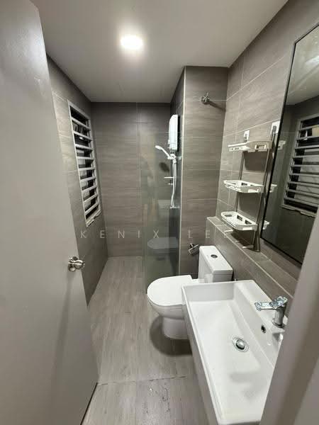 Service Residence for Rent at Maya Bay Residences @ Gamuda Cove - Kenix Lee - Bathroom - PropertyGuru.com.my