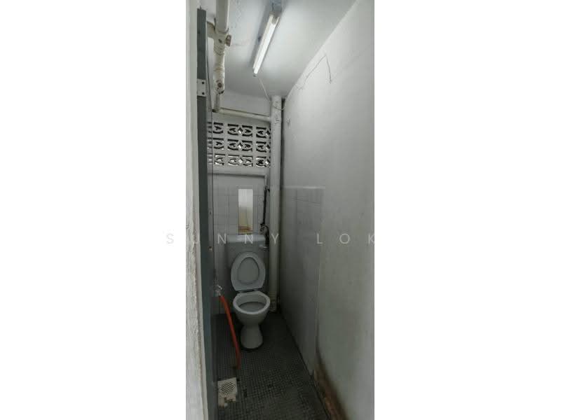 Rumah Flat untuk Disewa di Taman Murai Jaya - Sunny Lok - Bathroom - PropertyGuru.com.my