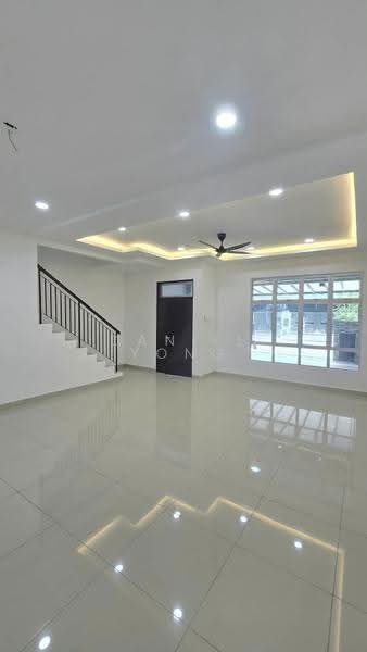 Rumah Teres 2-Tingkat untuk Dijual di Taman Pulai Hijauan (Skudai) - Daniel Yong - Living Room - PropertyGuru.com.my