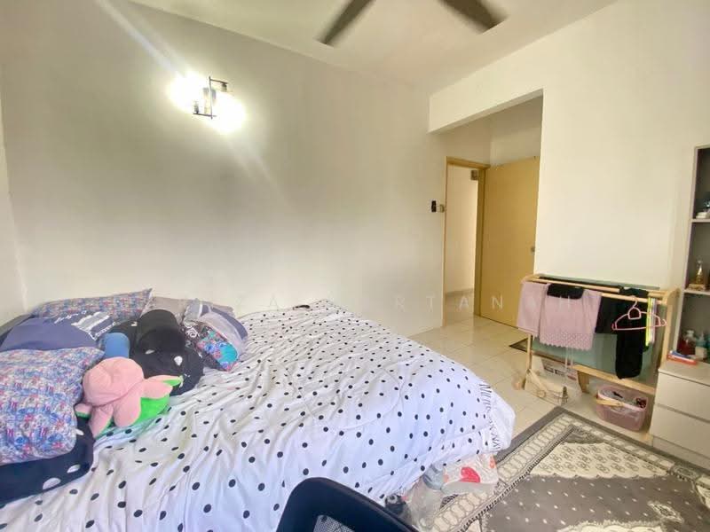 Pangsapuri untuk Dijual di Casa Riana - Sariza Hartanah - Bedroom - PropertyGuru.com.my