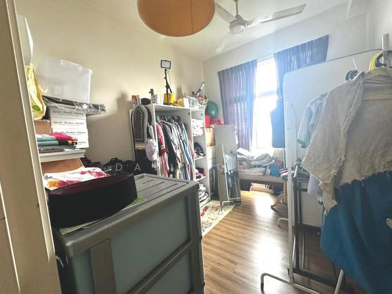 Kondominium untuk Dijual di Damansara Foresta - Davis Ong - Bedroom - PropertyGuru.com.my