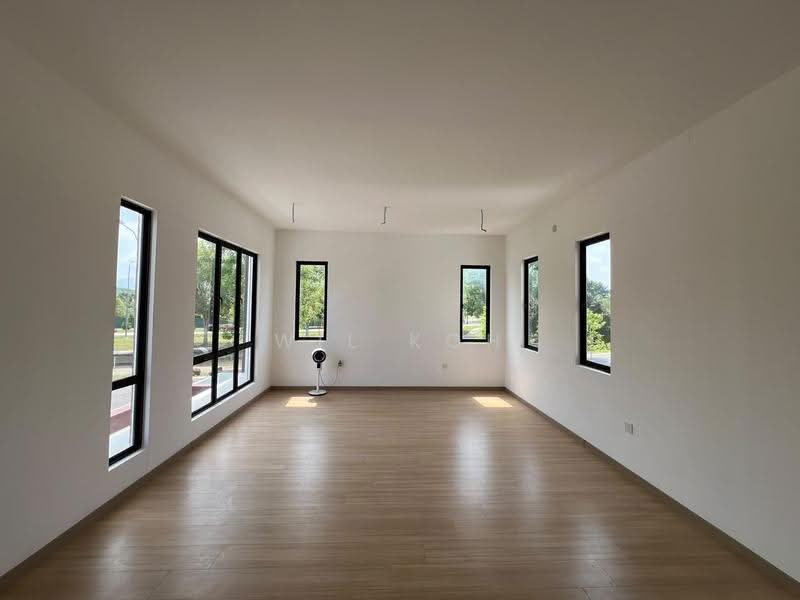 Cluster House for Sale in Hulu Langat (Selangor) - Wil Koh - Living Room - PropertyGuru.com.my