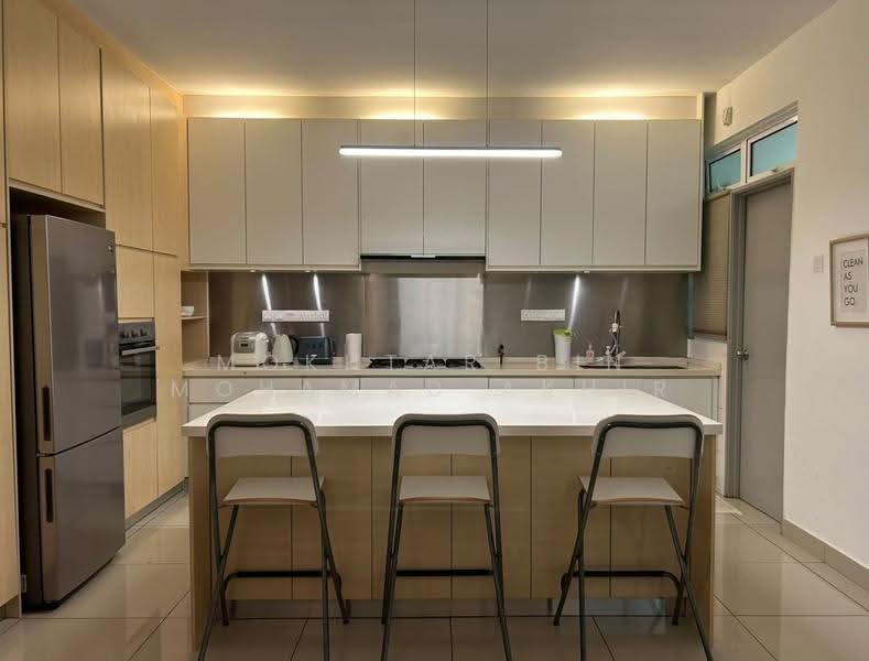 Condominium for Rent at Dwiputra Residences - Mokhtar Bin Mohamad Akhir - Kitchen - PropertyGuru.com.my