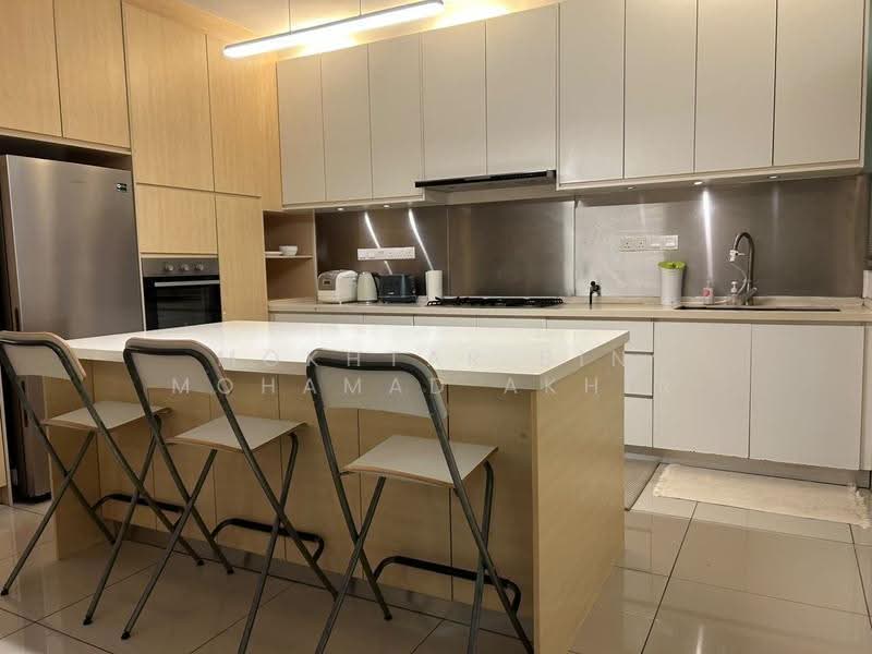 Condominium for Rent at Dwiputra Residences - Mokhtar Bin Mohamad Akhir - Kitchen - PropertyGuru.com.my